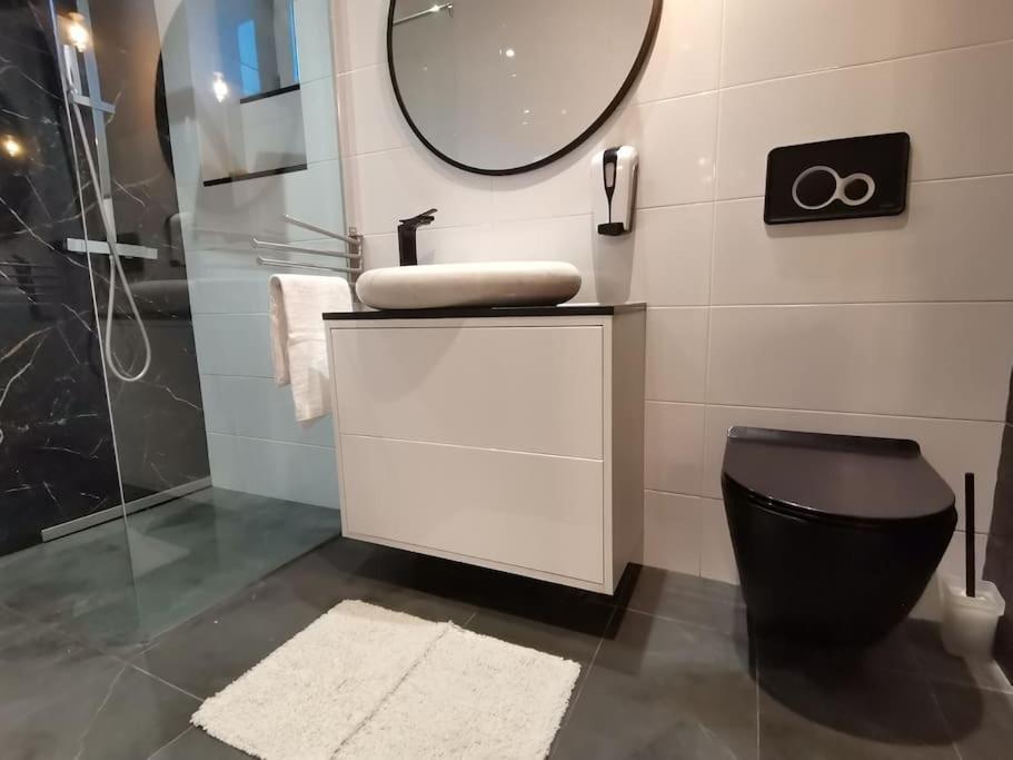 Apartamenty Motyl Bytom Exteriör bild